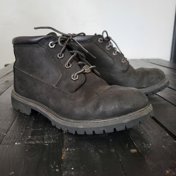 Timberland Nellie Chukka Black Boots Waterproof Anti-fatigue Ankle Women's 7 - Picture 1 of 9